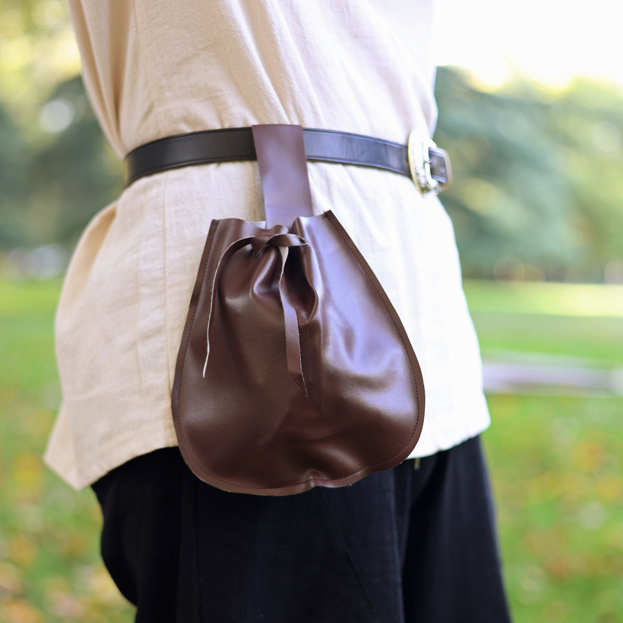 Medieval Leather Money Pouch – Black or Brown