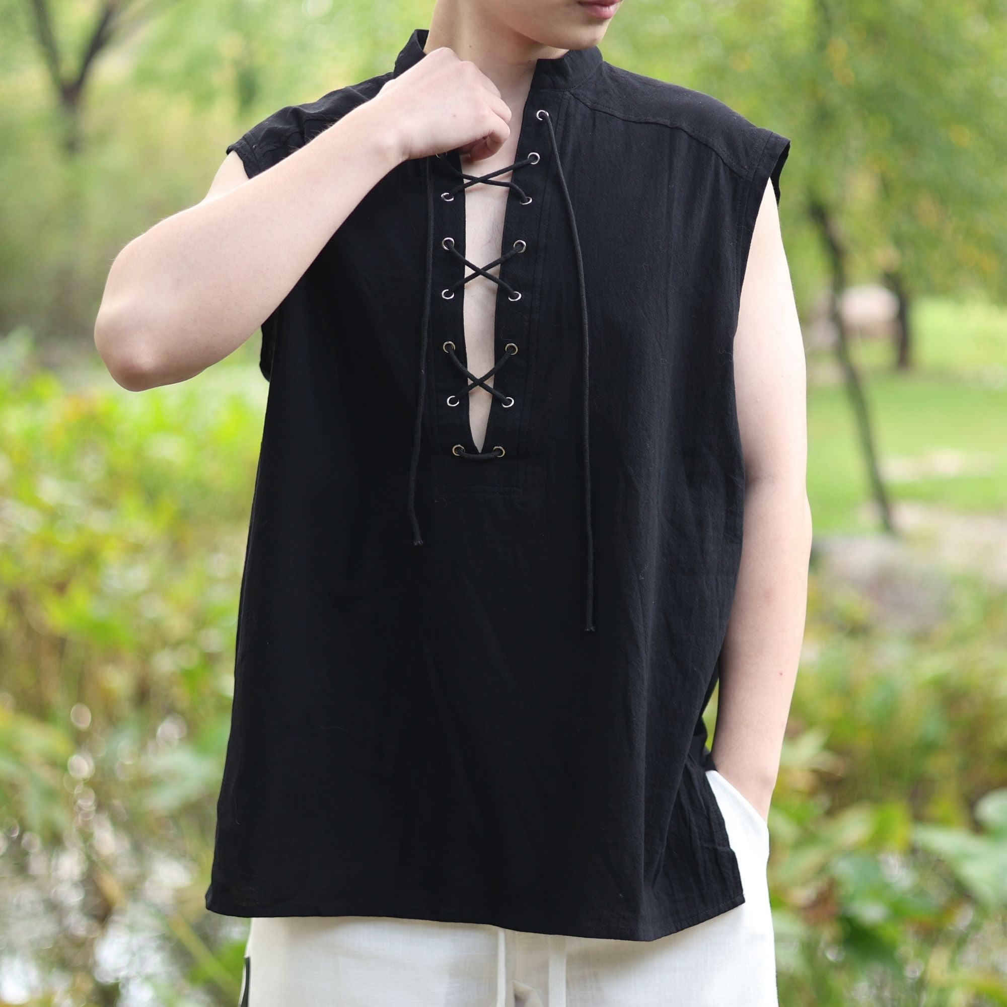 Black Medieval Sleeveless Tunic