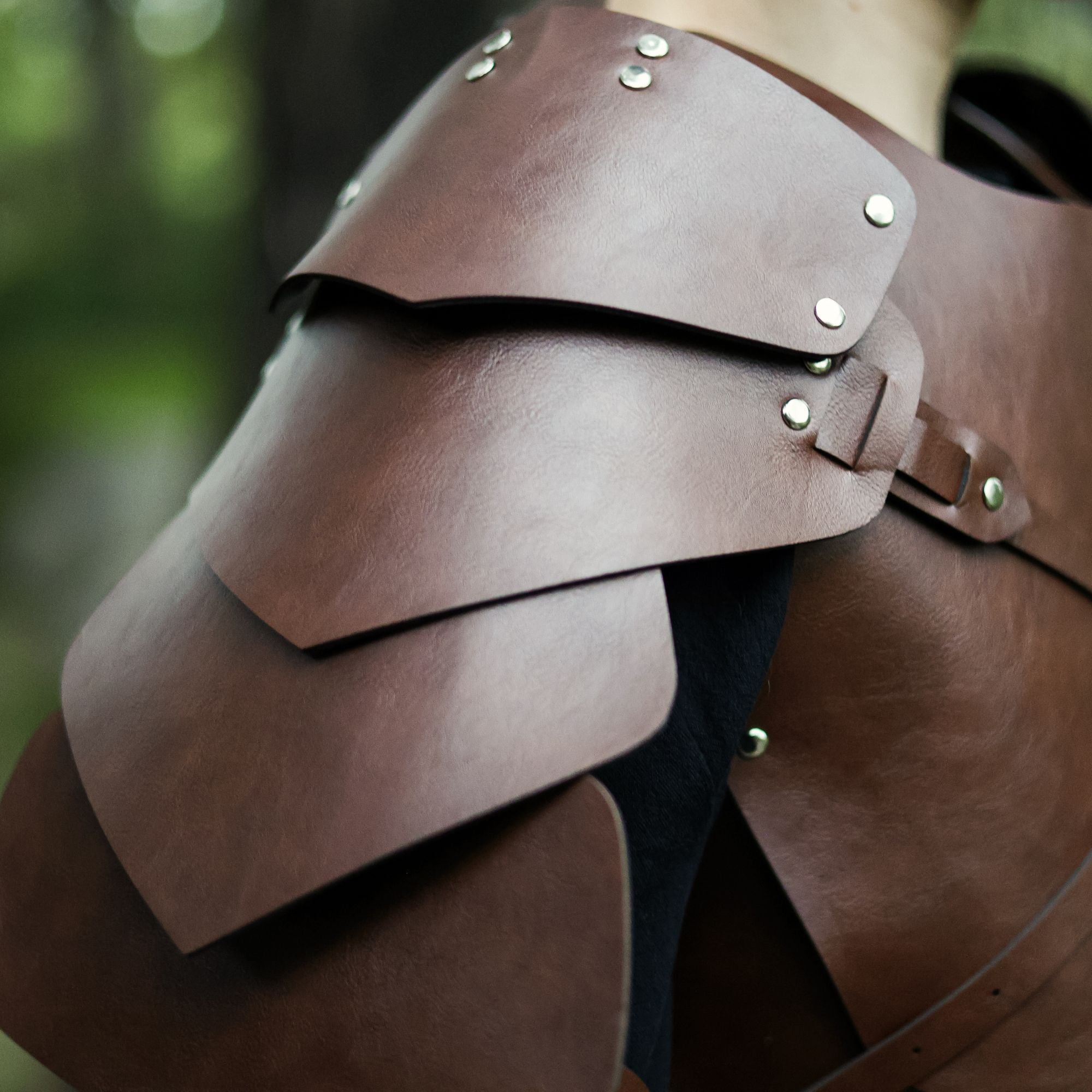 Brown Leather Chest Armor with Pauldrons