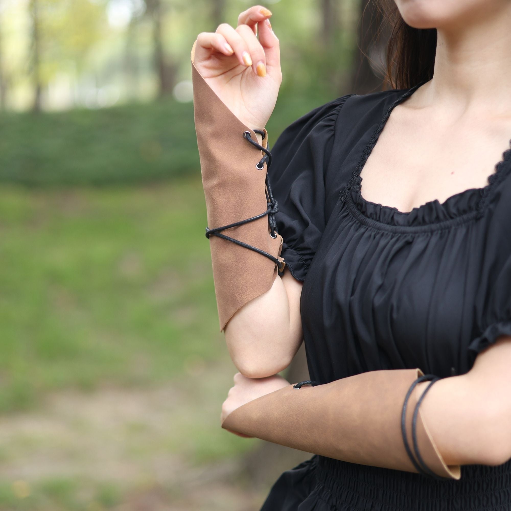 Elf Arm Bracers – Brown