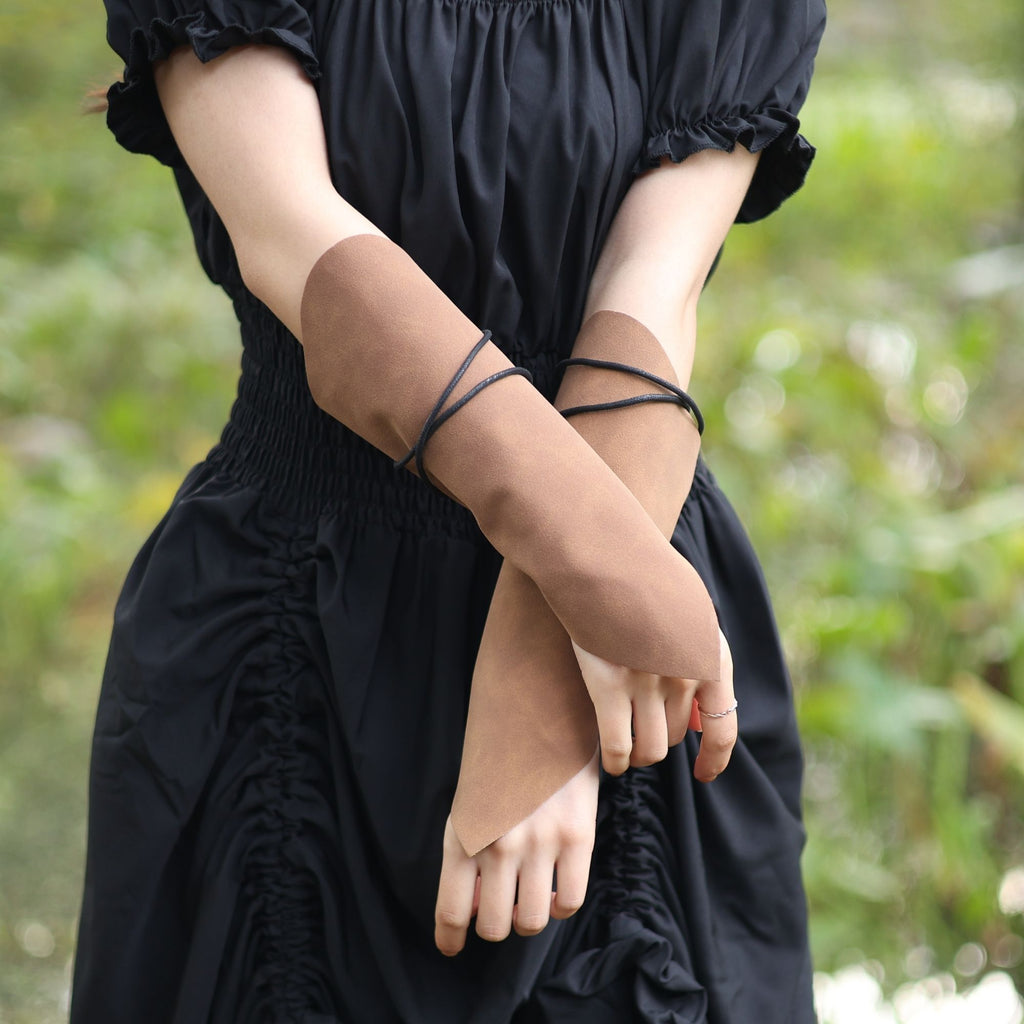 Elf Arm Bracers – Brown