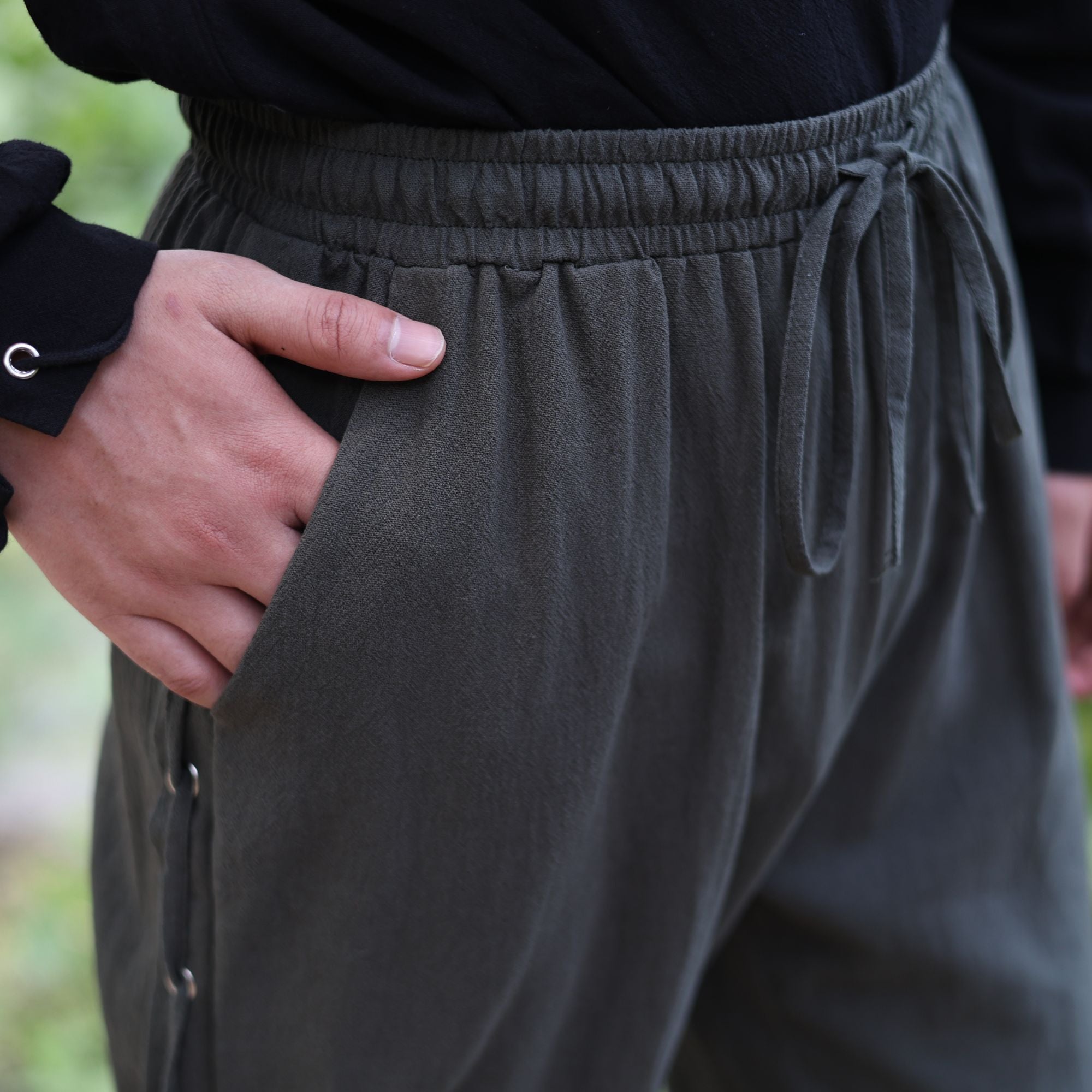 Medieval Pants with Lace-Up Sides – Green