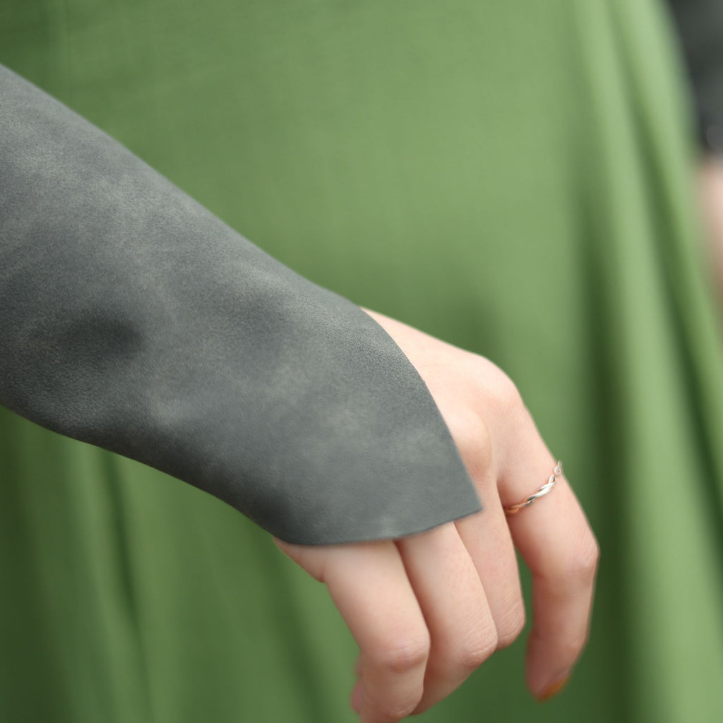 Elf Arm Bracers – Green