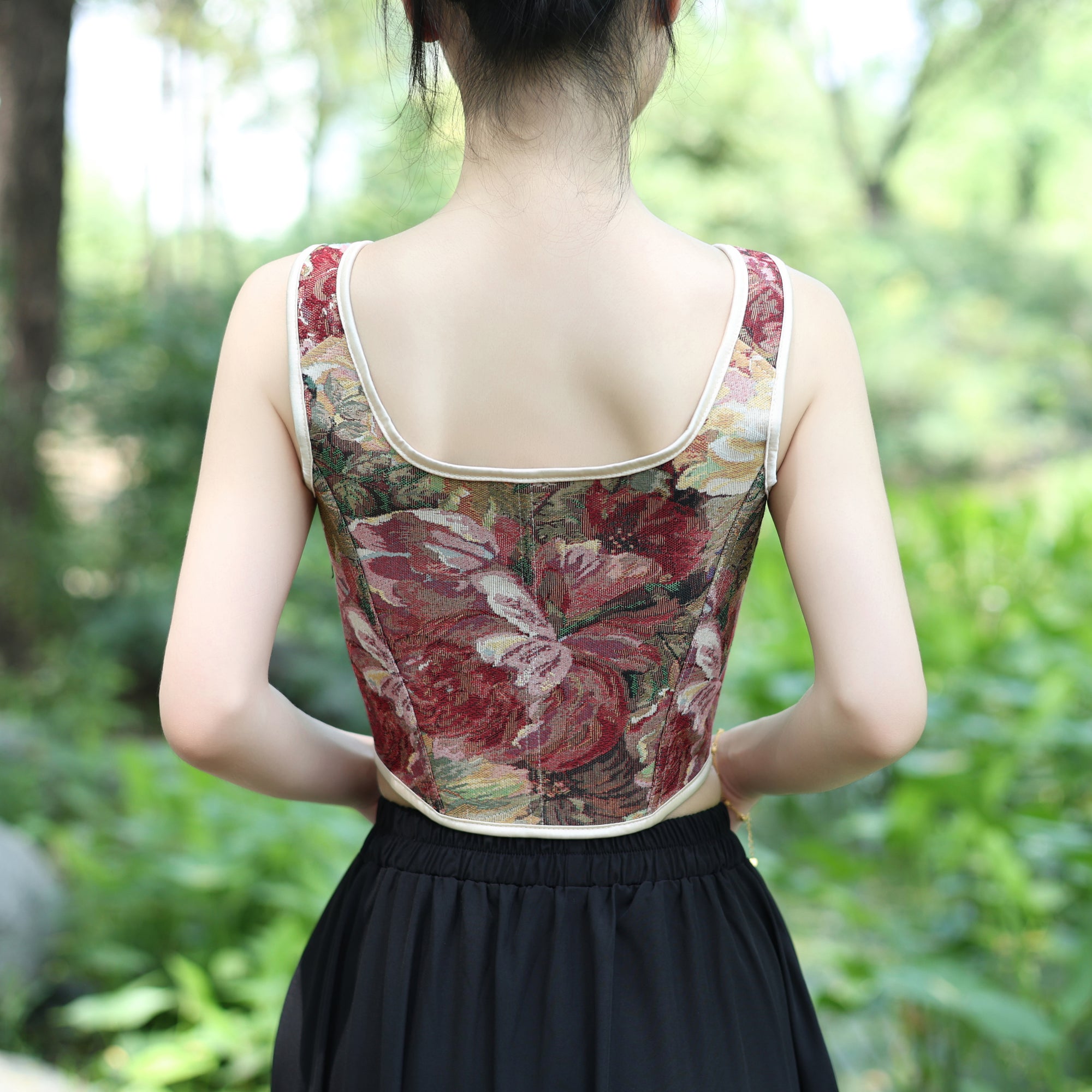Vintage Floral Lace-Up Corset
